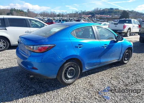 2019 Toyota Yaris L z USA, uszkodzony, nr VIN 3MYDLBYV3KY526430